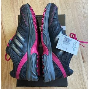 NWT/Box Adidas Invigo TR W Black/Pink Women’s Sz 9